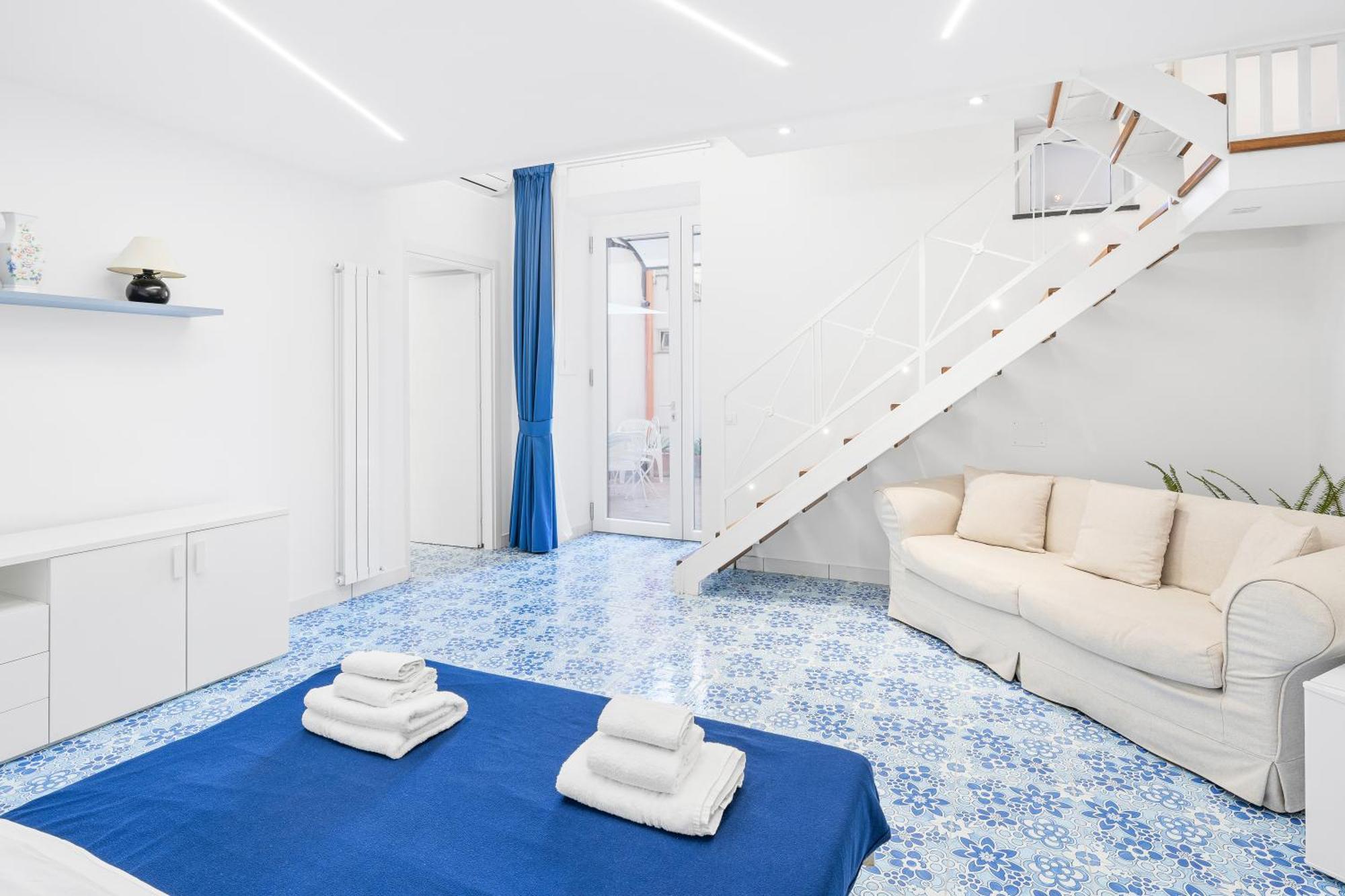 Luxe Minimal Duplex, Amalfi Coast - Airhome 비코에쿠엔세 외부 사진